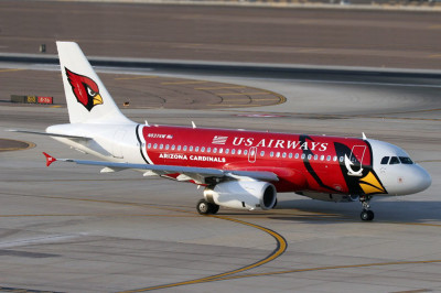 US_Airways_Cardinals_plane